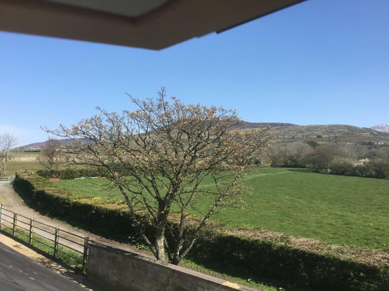 Villa Tyddyn Perthi Farm Llanberis Exterior foto